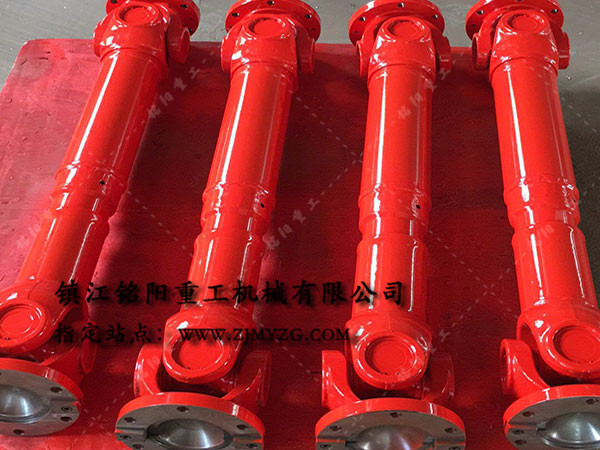 新式整體叉頭式萬向聯(lián)軸器是冶金、軋鋼等機(jī)械設(shè)備的優(yōu)選傳動(dòng)件-萬向聯(lián)軸器